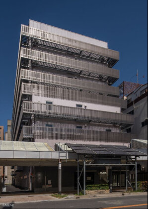 ロイヤルホーム吹田駅前の画像（1）